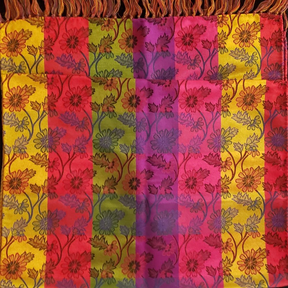 Norwegian wrap/scarf